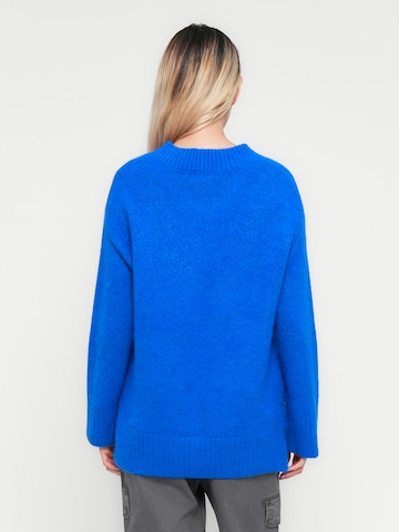 JDY Tröja 'JDYREBECCA' i blå