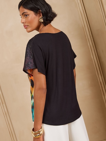 Maglietta di love & roses in nero