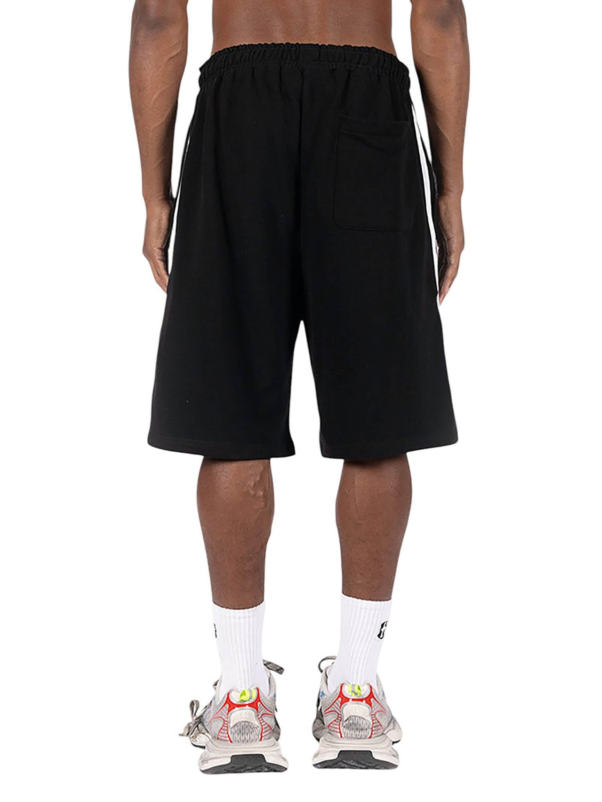 FAVELA Regular Workout Pants '4 Stripe' in Black