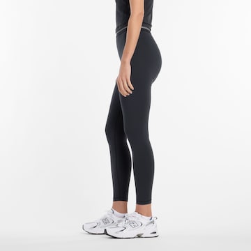 new balance Skinny Leggings in Schwarz