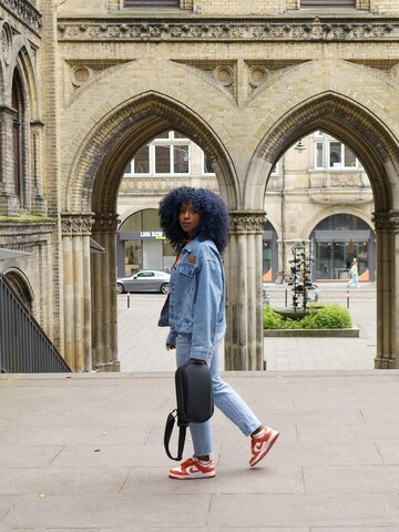 Arrivly Umhängetasche 'CrossGo S' in Schwarz