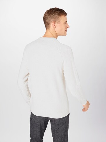 Coupe regular Pull-over ESPRIT en blanc