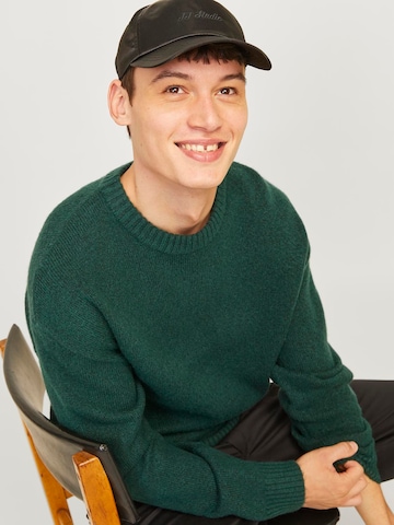 JACK & JONES Свитер в Зеленый