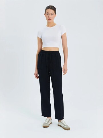 MixRay Pants in Black