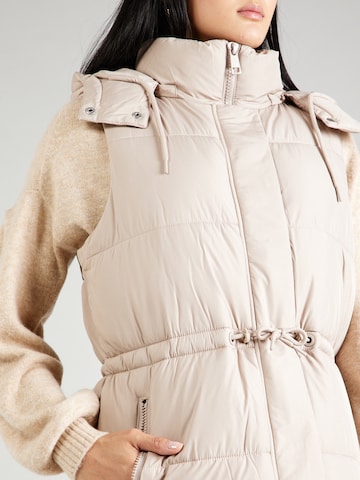 Gilet di s.Oliver in beige