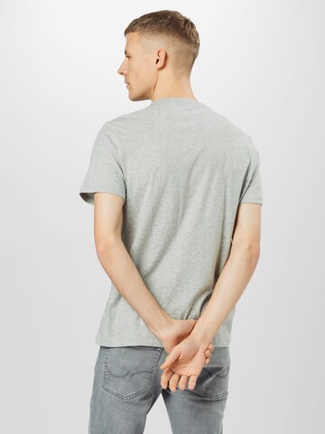 GAP Regular fit T-shirt i grå