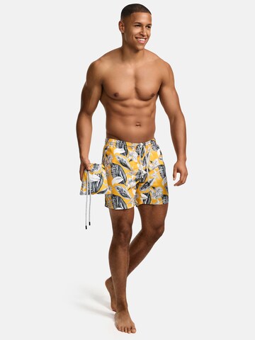 Bondi Joe Swimming shorts ' Hastings ' in Yellow