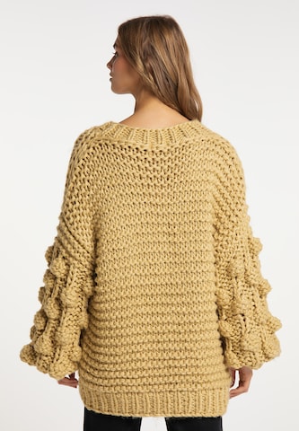 IZIA Sweater in Beige