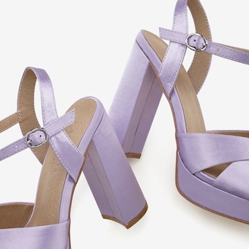 LASCANA Strap Sandals in Purple