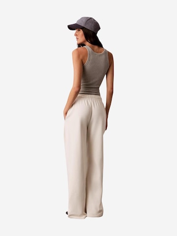 Wide leg Pantaloni sportivi 'LV047G822G' di Calvin Klein Jeans in beige