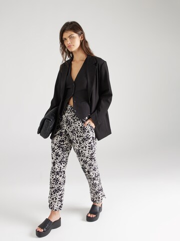 Wide leg Pantaloni 'JOSIE DORA' de la VERO MODA pe gri