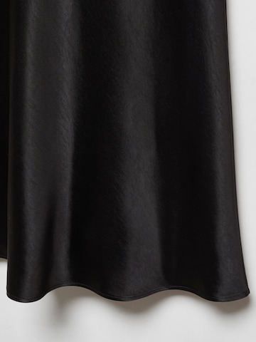 MANGO Spódnica 'Mia' w kolorze czarny