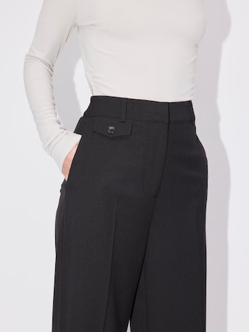 LeGer by Lena Gercke - Pierna ancha Pantalón de pinzas 'Aurelia' en negro