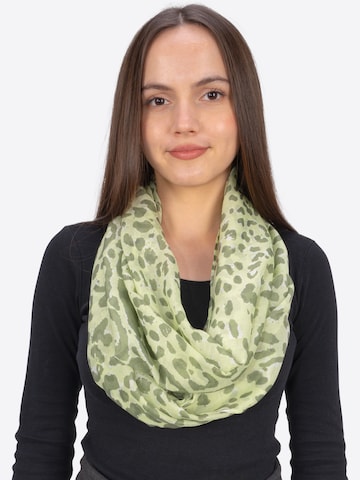 Seasons of April Tube Scarf 'Kiwi' in Green: front