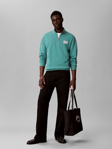 Calvin Klein Jeans Sweatshirt in Grün