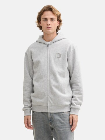TOM TAILOR DENIM Sweatshirt in Grijs: voorkant