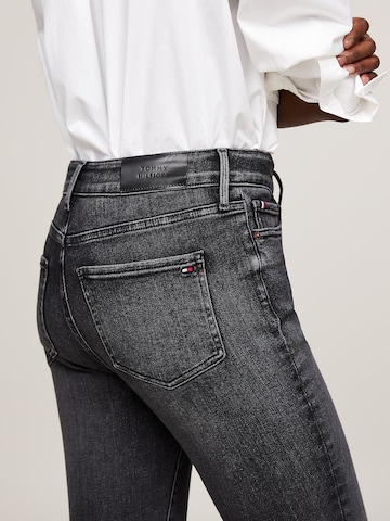 Skinny Jeans 'Harlem' de la TOMMY HILFIGER pe gri