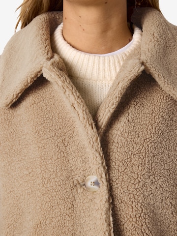 Noisy may Between-seasons coat 'NMNATI' in Beige