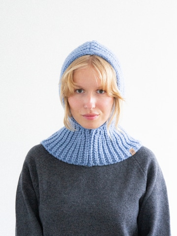 KOPYTO Beanie 'ALUCO' in Blue: front