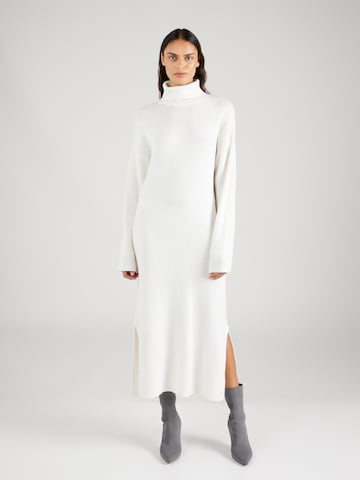 A-VIEW Gebreide jurk 'Penny' in Wit: voorkant