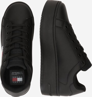 Sneaker bassa 'Essential' di Tommy Jeans in nero