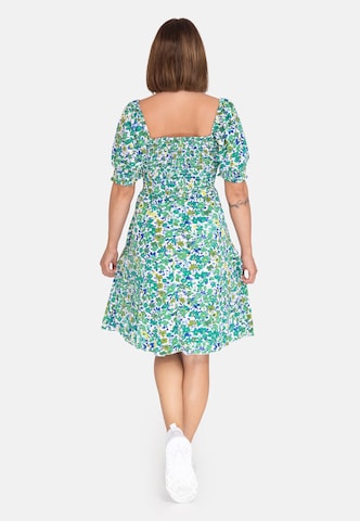 Elara Kleid in Grün