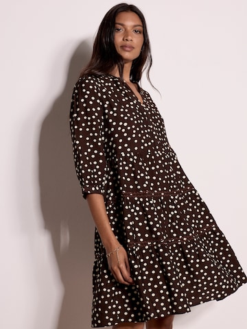Apricot Dress ' ' in Brown