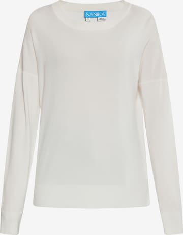 Pulover de la SANIKA pe alb: față