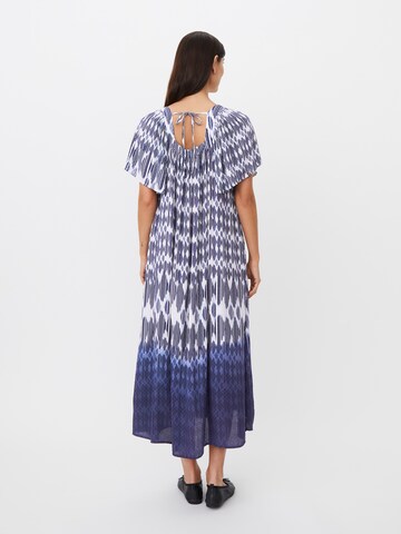 Robe 'MaNatores' Masai en bleu