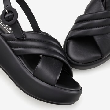 LASCANA Sandals in Black