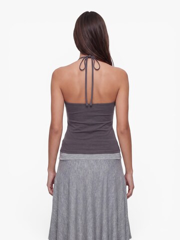 Haut 'Astrid' studioselect en gris