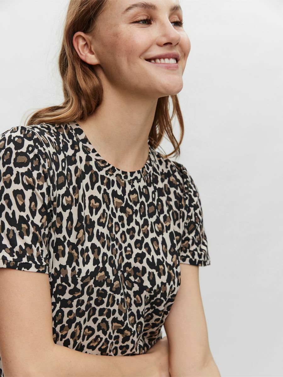 VERO MODA Kleid in Beige, Creme VERO MODA Kleid in Beige, Creme