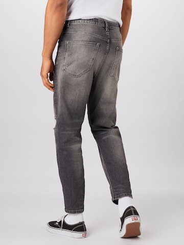 regular Jeans 'Toni' di tigha in grigio