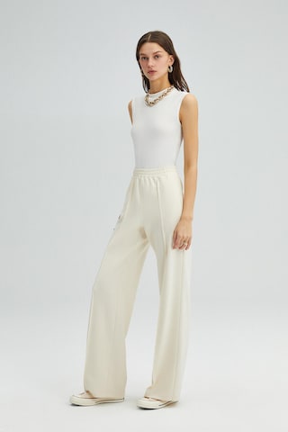 Touche Prive Regular Pantalon in Beige