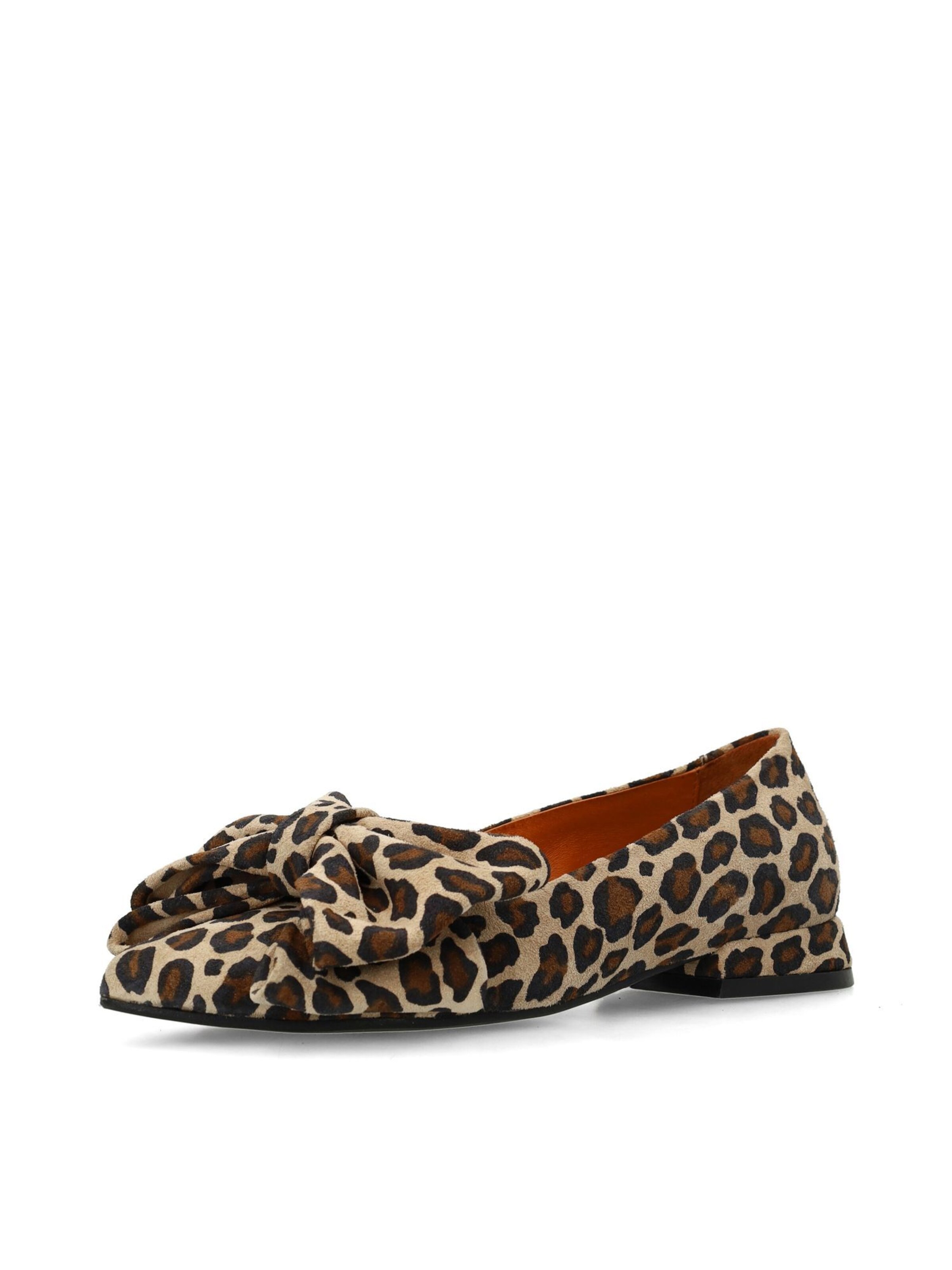 Chaussure basse MANFIELD en beige : devant