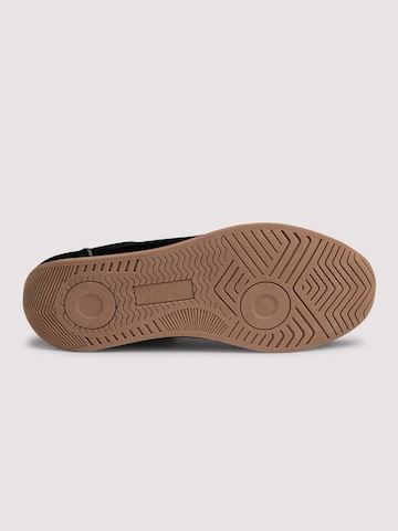 Pantofi de la Ombre pe negru