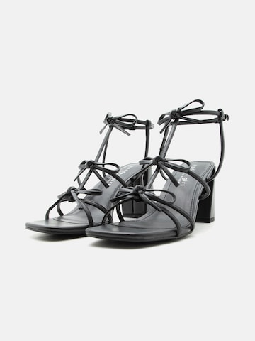 Sandales à lanières 'Lovelyy' STEVE MADDEN en noir