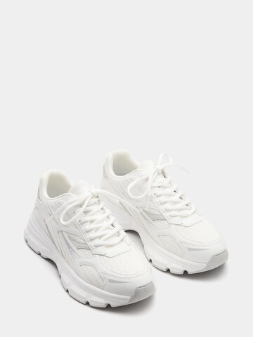 Baskets basses Pull&Bear en blanc