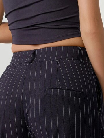 Hiccup Wide leg Trousers with creases in Blue