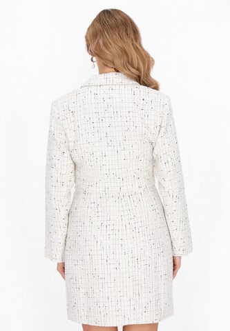 faina Blazer in White
