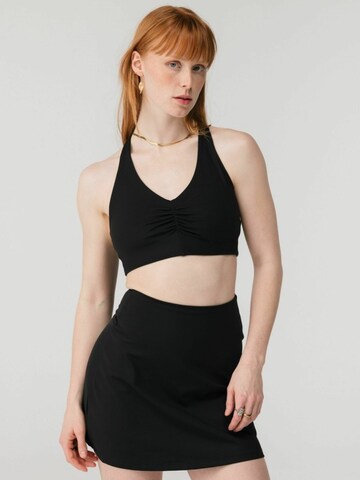 Top ' Stevie ' di Girlfriend Collective in nero: frontale