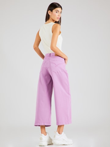 Blutsgeschwister Wide leg Jeans in Lila