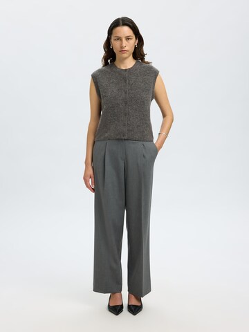 SELECTED Knitted vest 'SLFLULU' in Grey