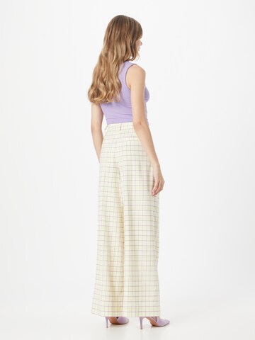 Stella Nova Loose fit Pleat-Front Pants 'ELINE' in Yellow