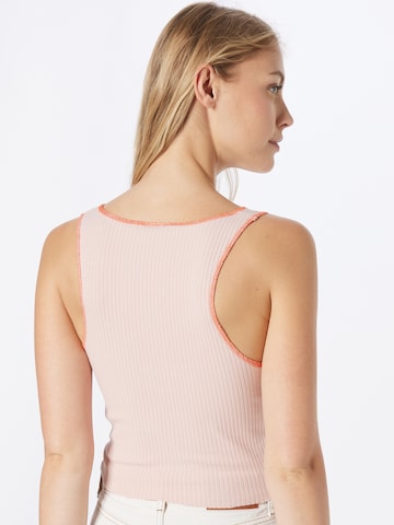 Haut BDG Urban Outfitters en rose