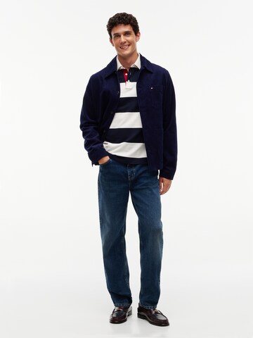 TOMMY HILFIGER Tussenjas in Blauw