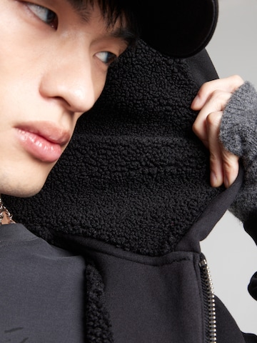 WEEKDAY Tussenjas in Zwart