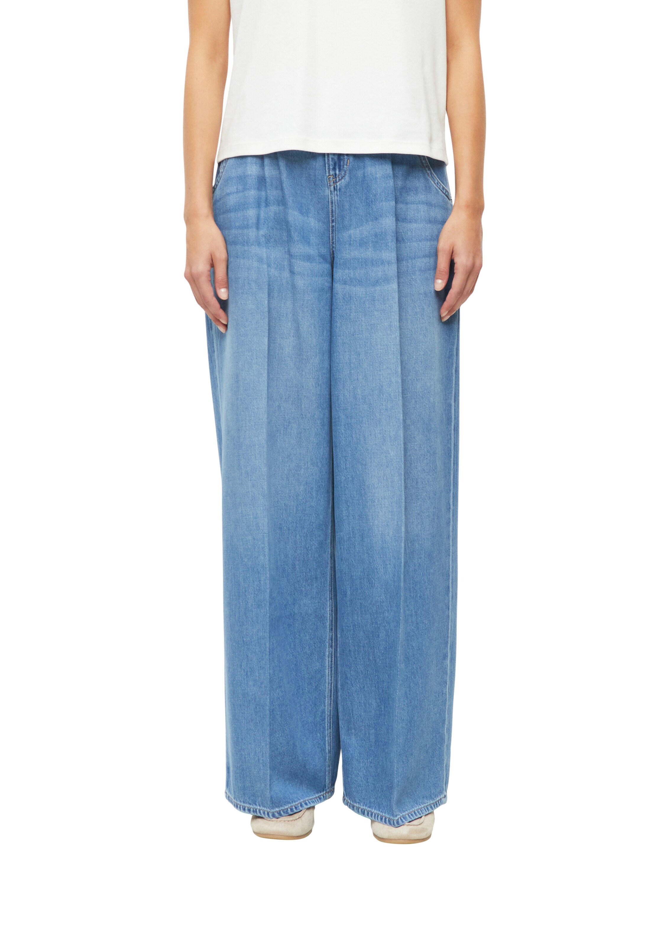 s.Oliver Baggy Bandplooi jeans in Blauw: voorkant