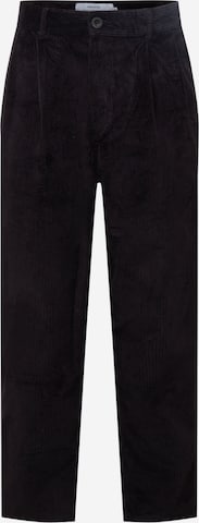 DEDICATED. Regular Pleat-Front Pants in Black: front