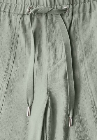 STREET ONE Loose fit Pants in Green